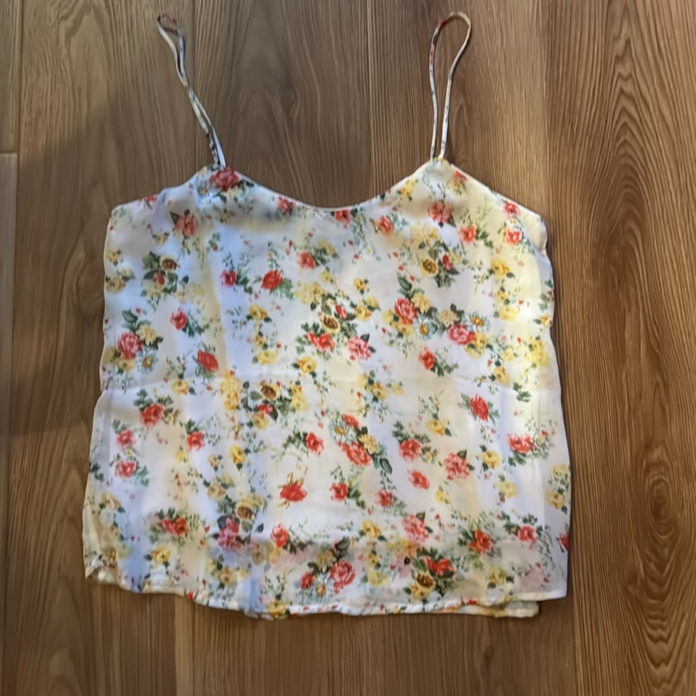 Mango tank. Size S. Light and breezy, with pretty florals!